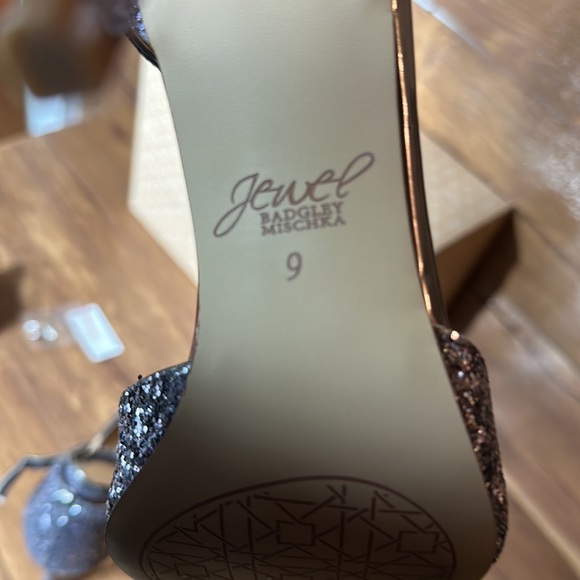 Jewel Badgley Mischka UMAY size 9 new with tags - Picture 10 of 14